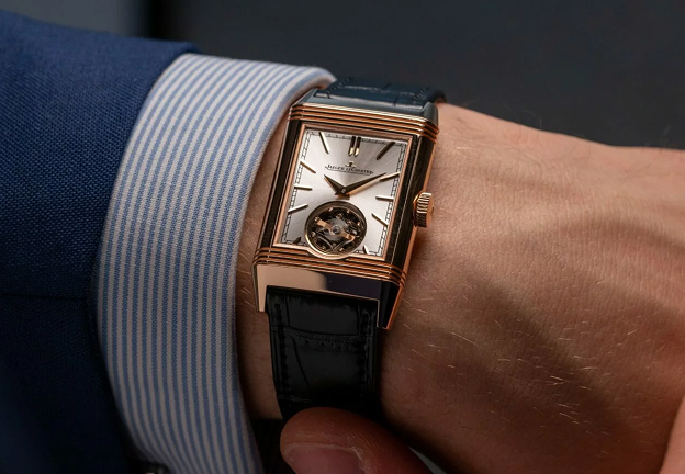 Reverso Tribute Duoface Tourbillon
<br> 
ⓒhttps://timeandtidewatches.com