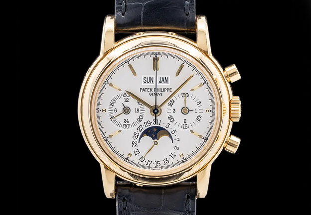 <b>Patek Philippe Perpetual Calendar Chronograph 3970
</b><br>https://www.europeanwatch.com