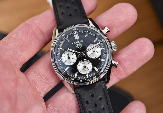 <b>TAG Heuer Carrera Glassbox Chronograph 39mm</b>
<br>https://monochrome-watches.com
