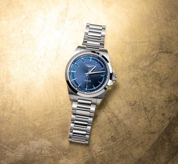 ロンジン コンクエスト オートマティック 38mm <br>
https://www.fratellowatches.com