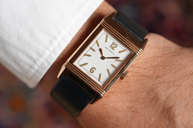 Reverso의 27~28mm 라지 사이즈
<br>ⓒhttps://www.windvintage.com/